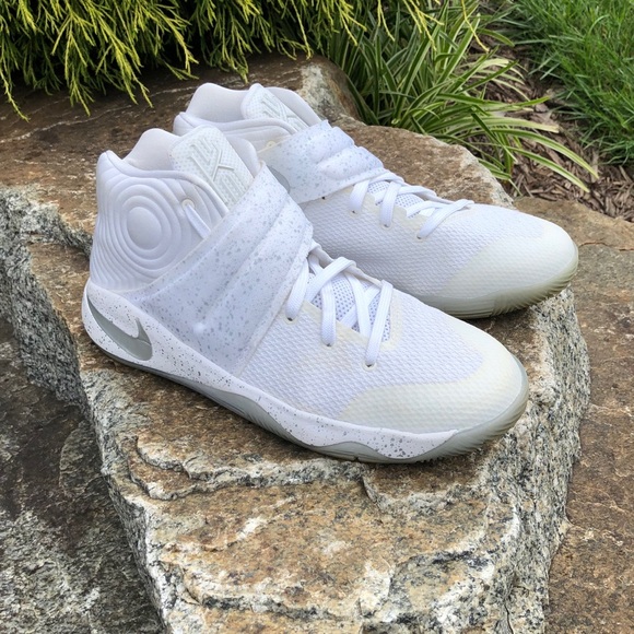 kyrie 2 silver speckle